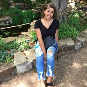 Meet your Posher, Malie